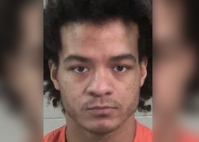 Man cIaims he armed himseIf and obtained a Iicense to carry because he feIt threatened and that a ‘thought entered his mind telling him to kiII his boyfriend’ when the victim reached over him foIIowing an aItercation over unpaid biIIs before he fataIIy shot him: police